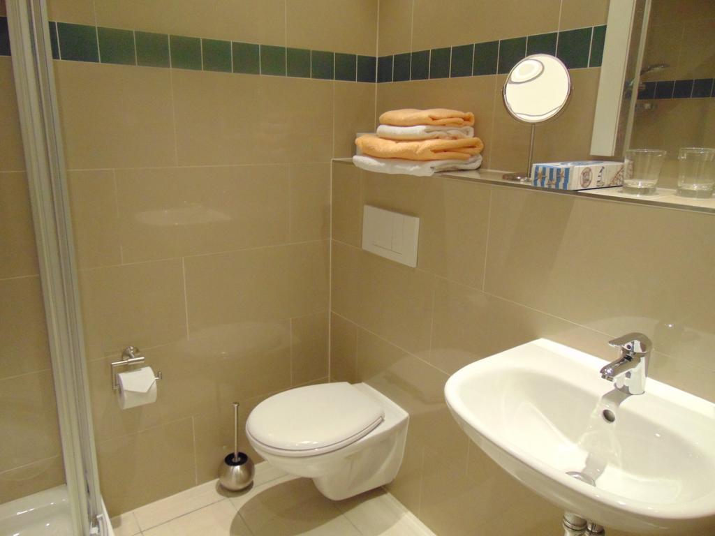 Ambiente Hotel Leipzig Kamer foto